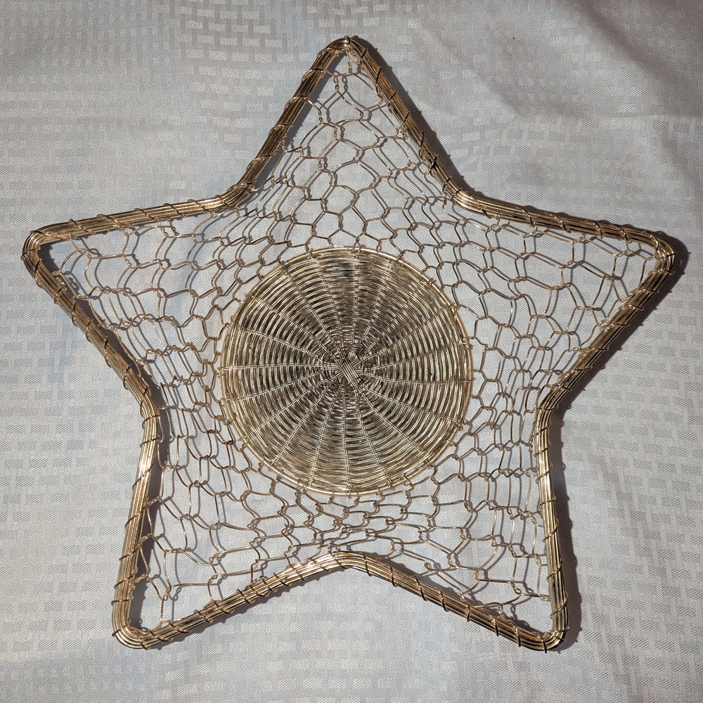 Vintage Gold Star-Shaped Wire Basket
